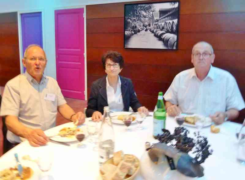 01_P1130065 (Clement).jpg - Au « Bistroquet », les tablées...